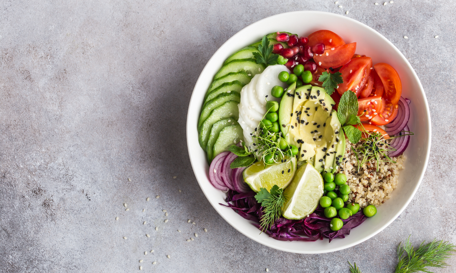 5 receitas de saladas nutritivas e saborosas para os dias quentes